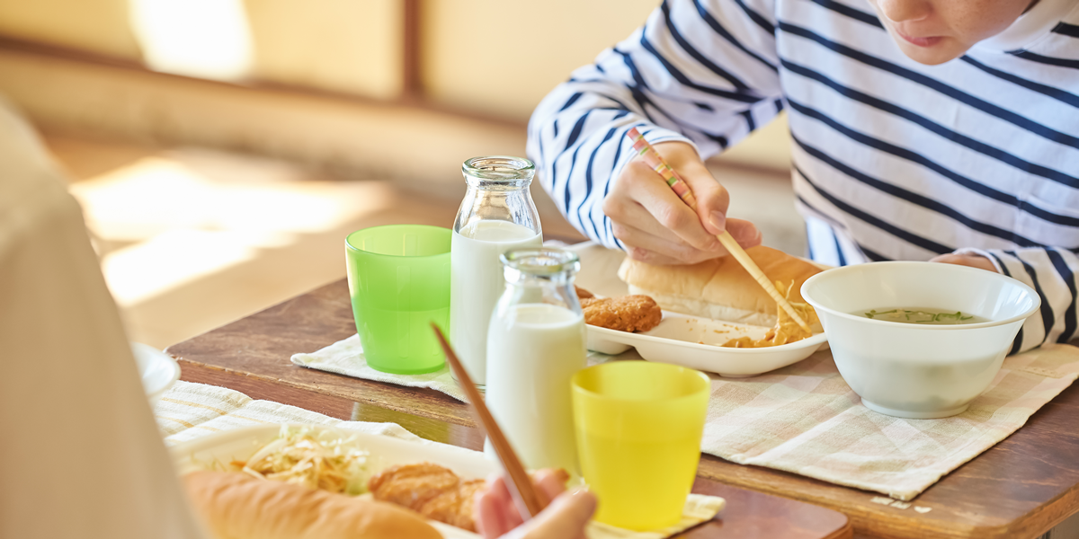 ゆたかな心を育て じょうぶな体をつくる学校給食